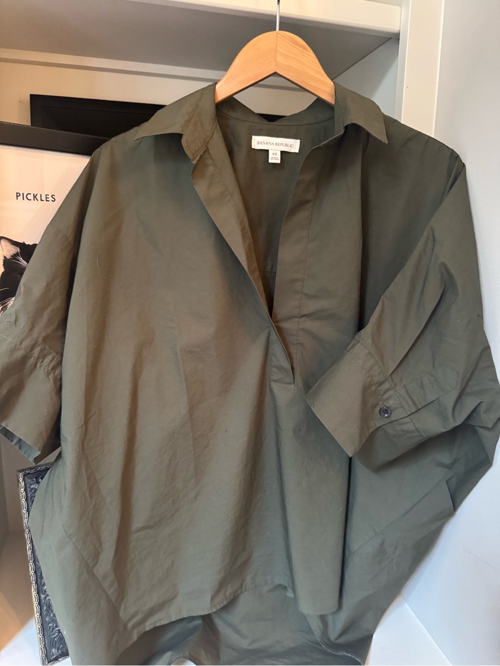 Banana Republic Olive Green Relaxed Popover Blouse. Size XS. Never worn.